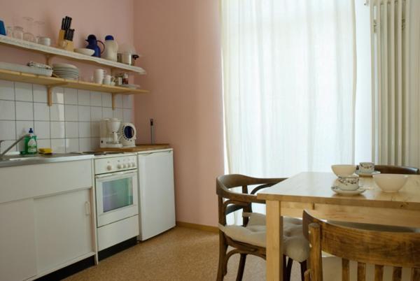 Apartment Und Zimmervermietung Am Park Potsdam Bilik gambar